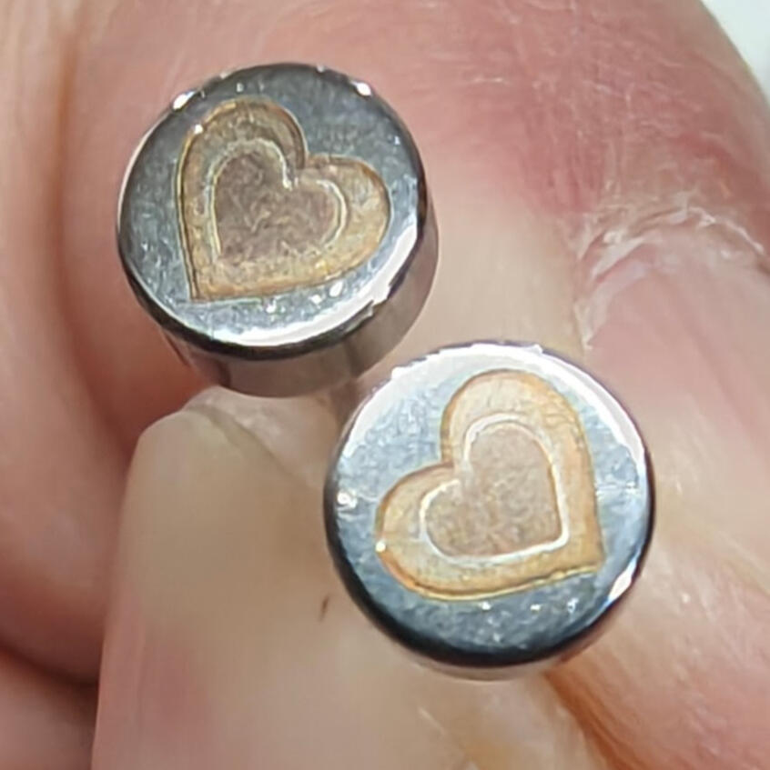 Heart stainless steel earrings.